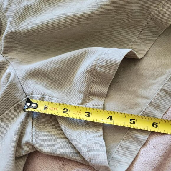 GAP Vintage Y2K High Waisted Khaki Shorts Sz 6 Women Classic Snatched Waistline - Picture 7 of 8